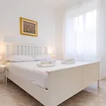 Elegantis Labicana - Few Steps From The Colosseum Διαμέρισμα *