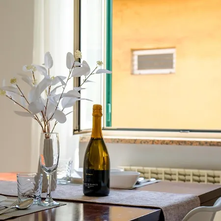 Apartman Elegantis Labicana - Few Steps From The Colosseum Róma