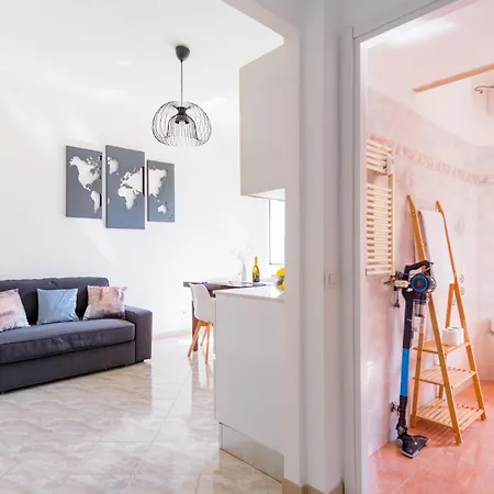 Apartman Elegantis Labicana - Few Steps From The Colosseum Róma