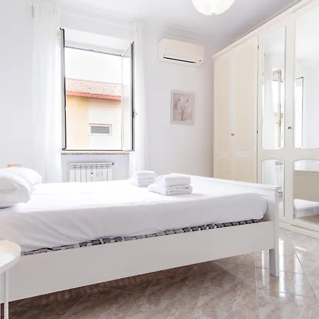 Apartment Elegantis Labicana - Few Steps From The Colosseum